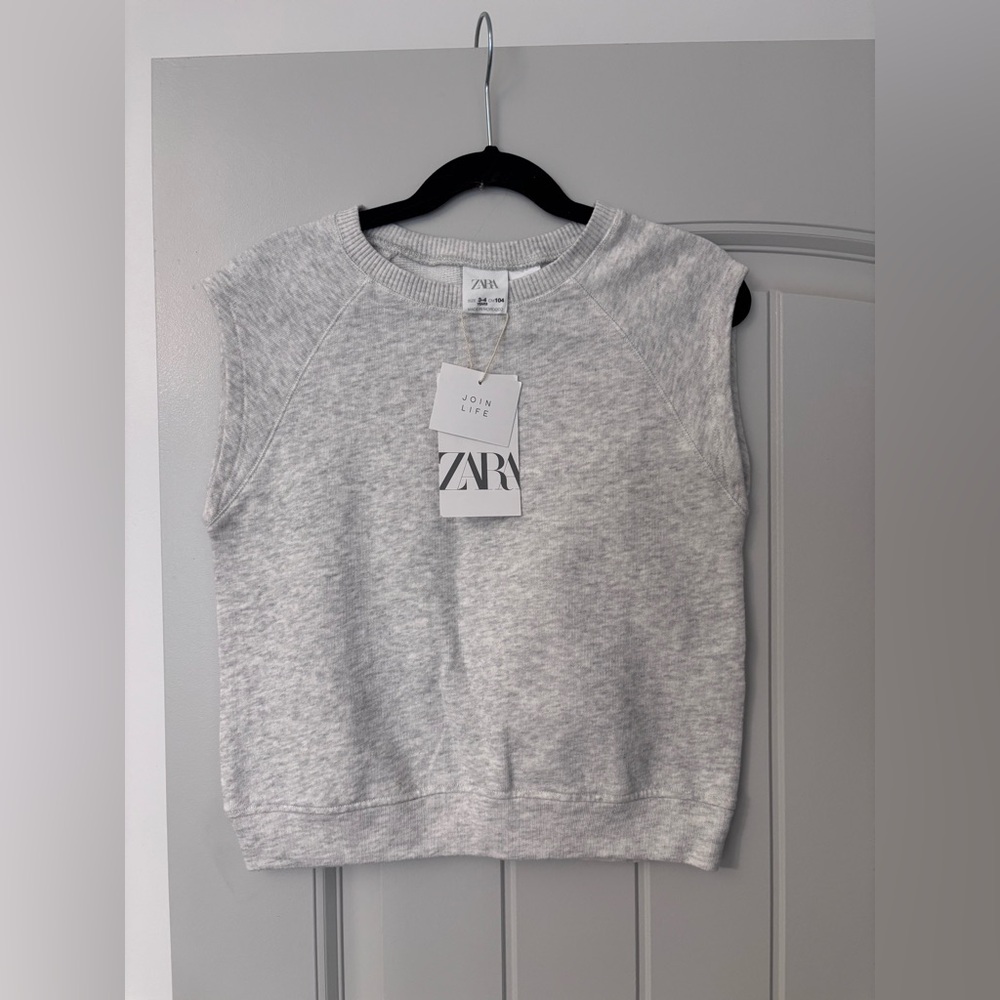 NWT Boys 3-4 sleeveless Sweater Vest